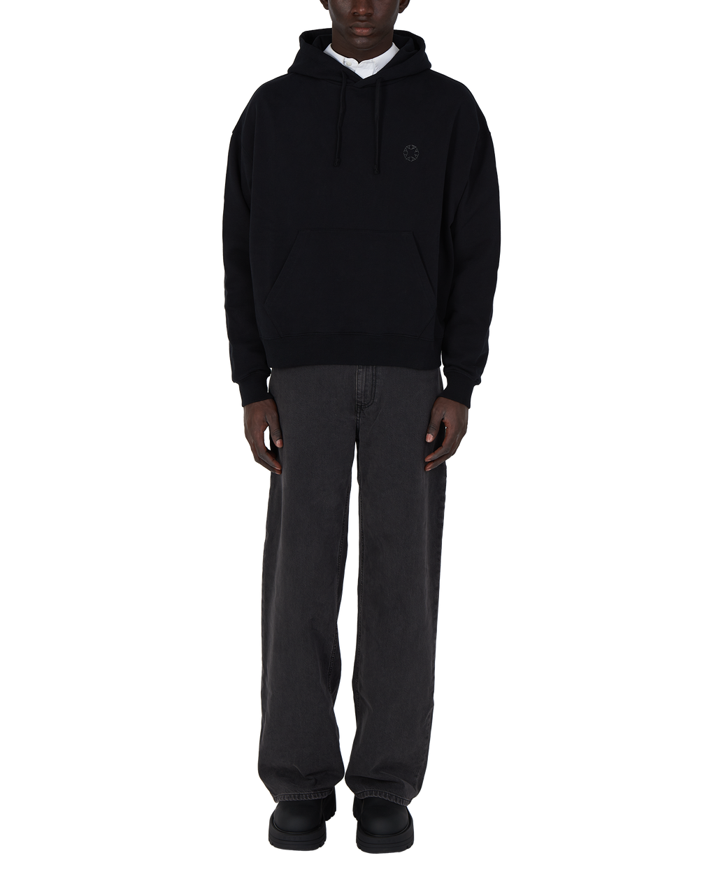 BLACK BOXY PULLOVER HOODIE