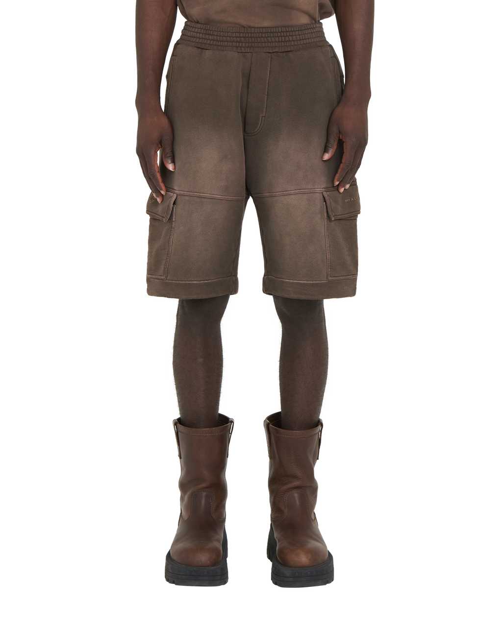 BROWN GARMENT DYE CARGO SHORTS