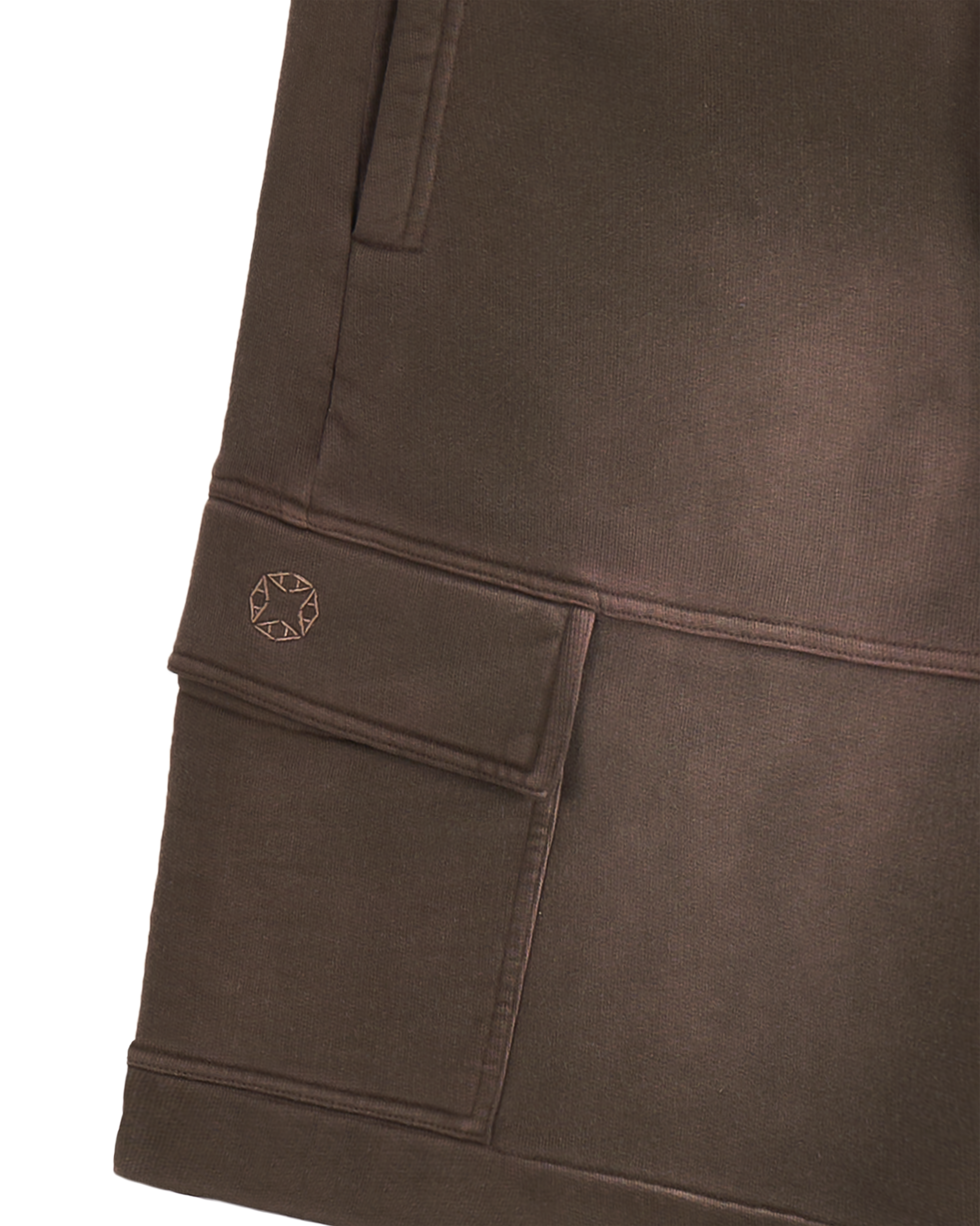 BROWN GARMENT DYE CARGO SHORTS